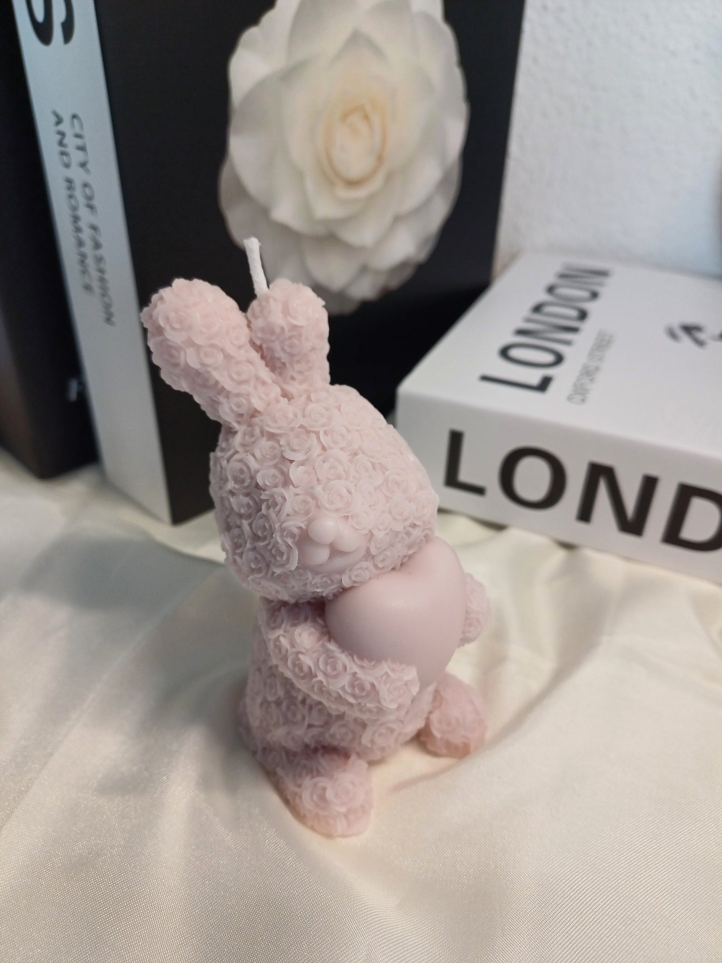 Hase mit Herz