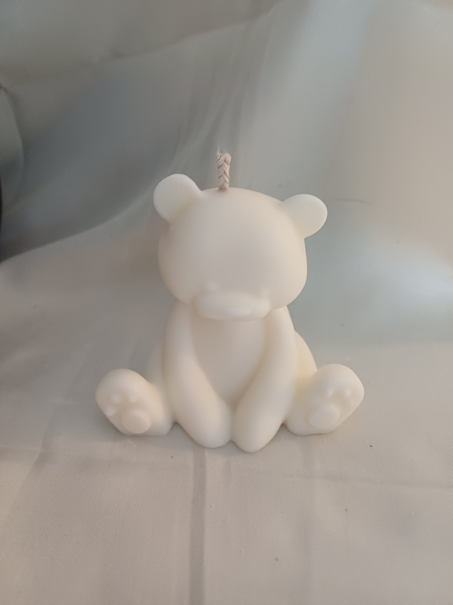 Teddy sitzend